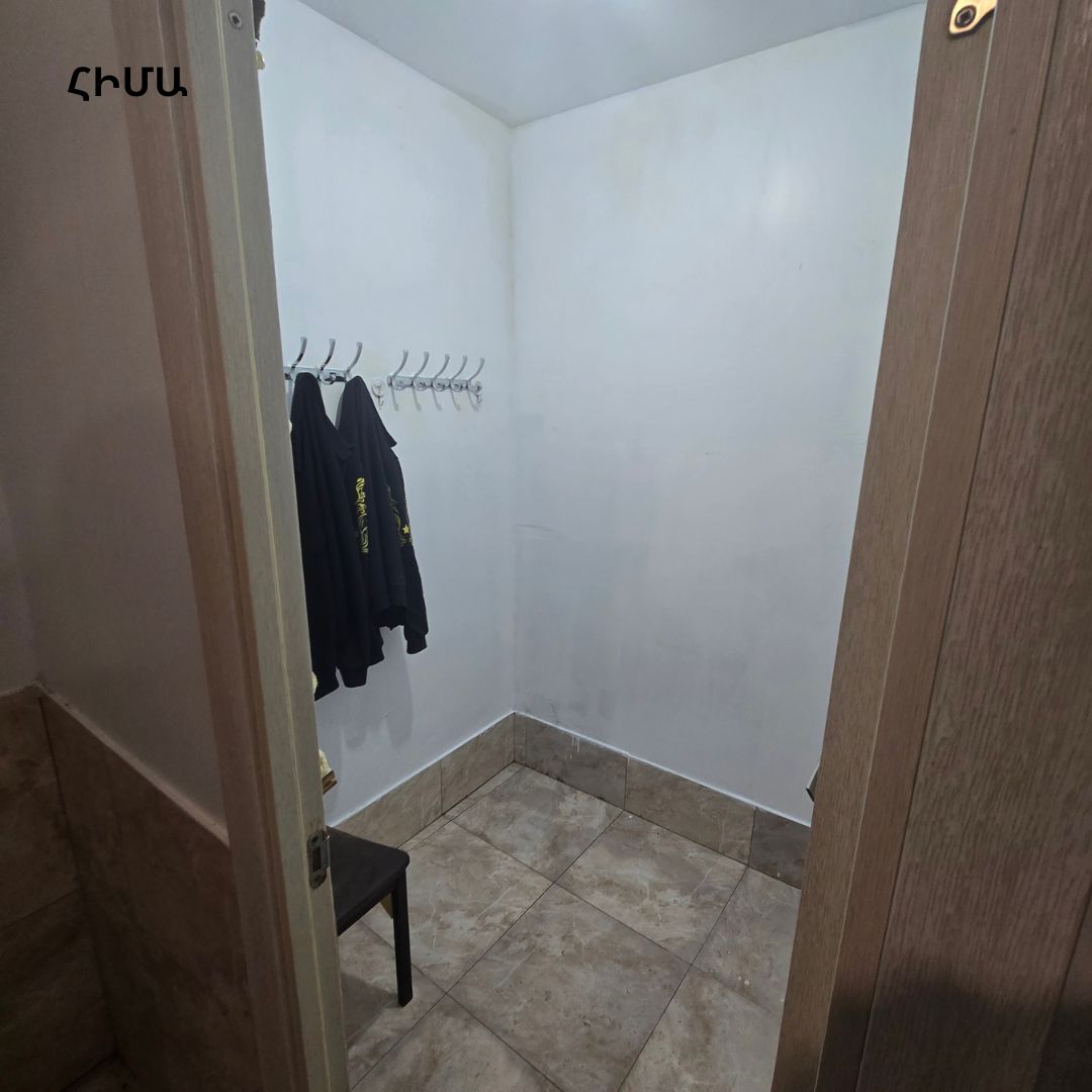 1_1780379839.jpg