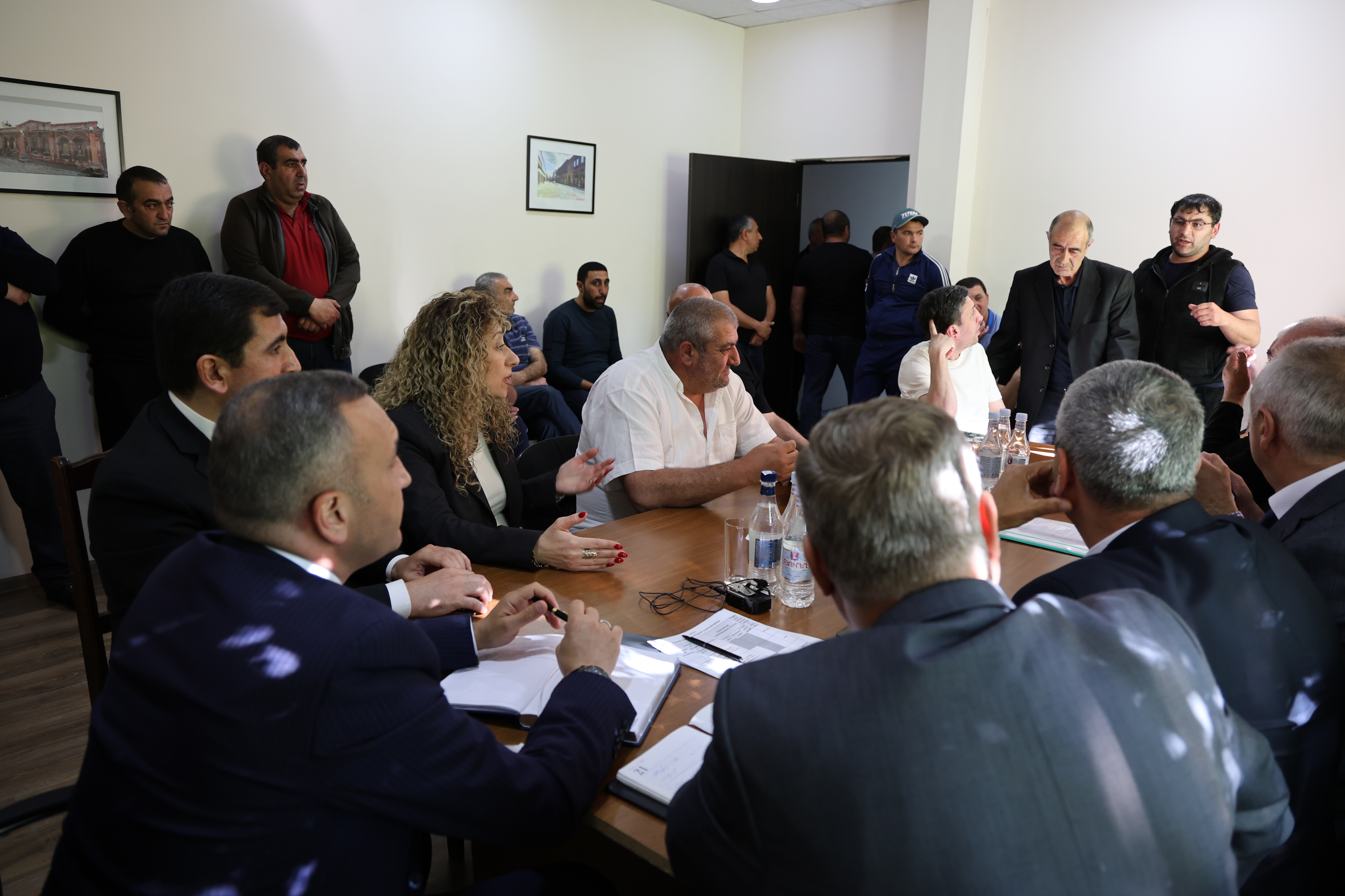 ՇԻՐԱԿԻ ՄԱՐԶՈՒՄ ԽՆԴԻՐՆԵՐԸ ՇԱՏ ԵՆ, ԲԱՅՑ ԼՈՒԾԵԼԻ.  ՏԻԳՐԱՆ ՊԵՏՐՈՍՅԱՆ